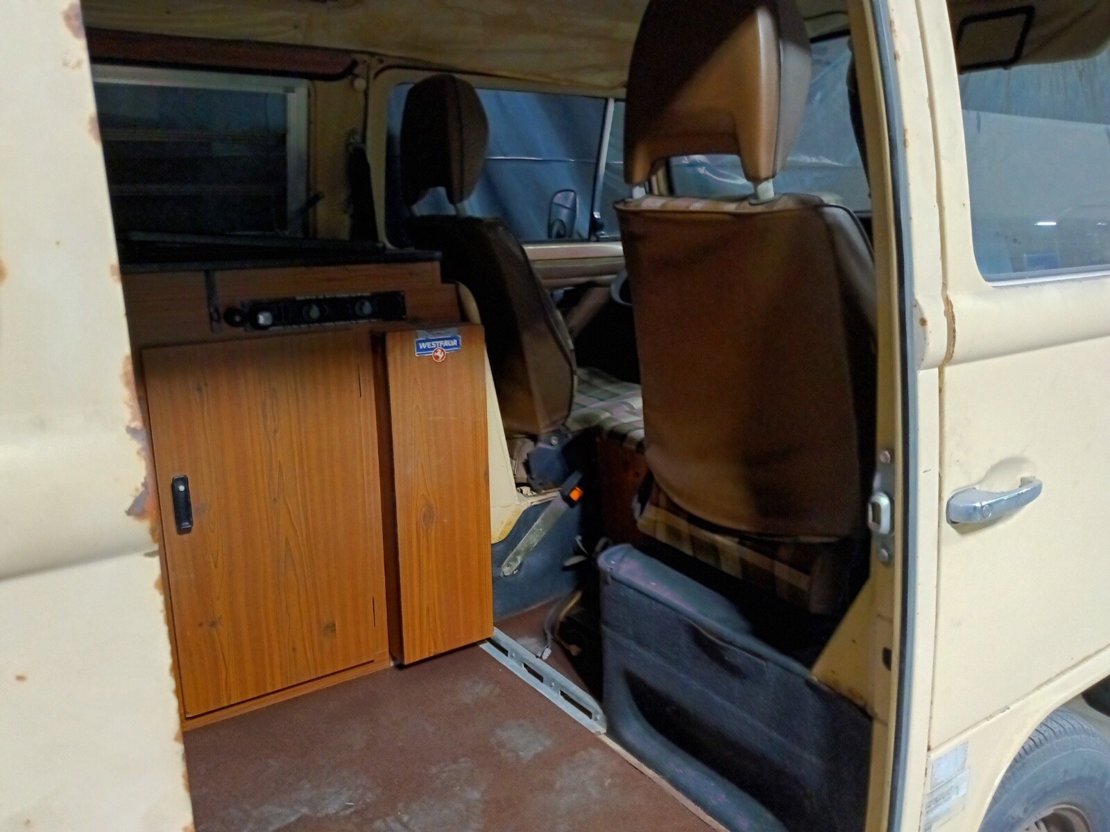 Volkswagen-BusVanagon-1979-Van-Camper-6