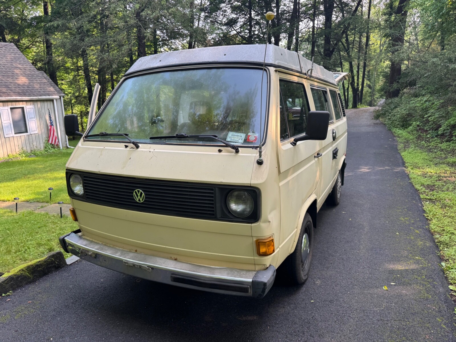 Volkswagen-BusVanagon-1982-1