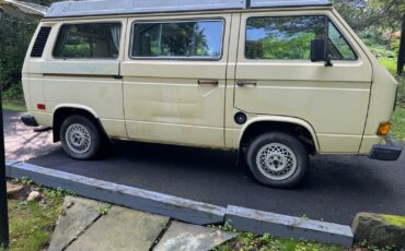 Volkswagen-BusVanagon-1982-10