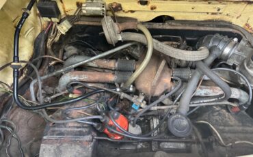 Volkswagen-BusVanagon-1982-11