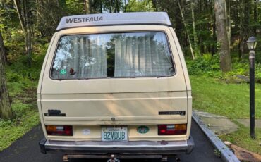 Volkswagen-BusVanagon-1982-13