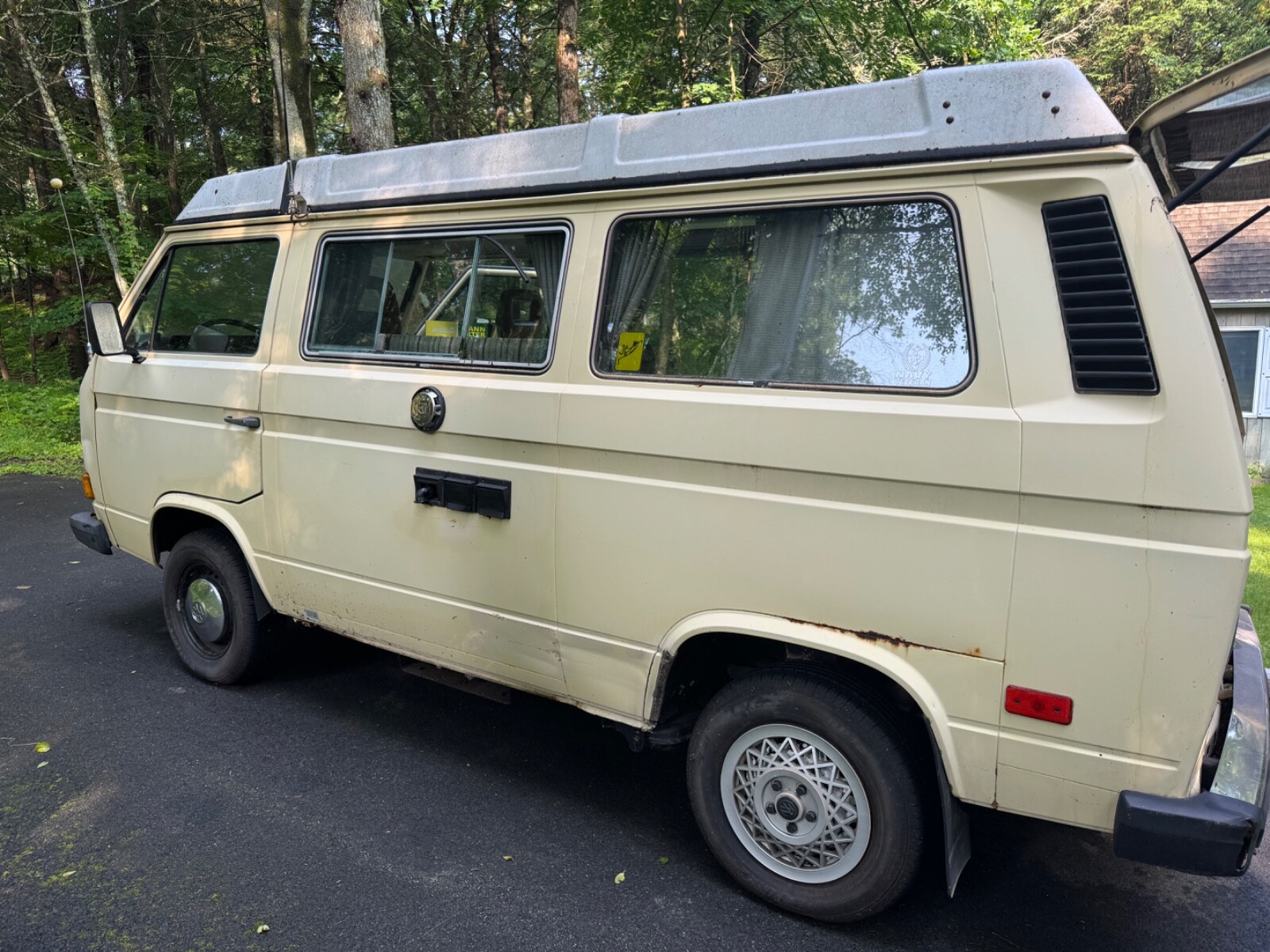 Volkswagen-BusVanagon-1982-2
