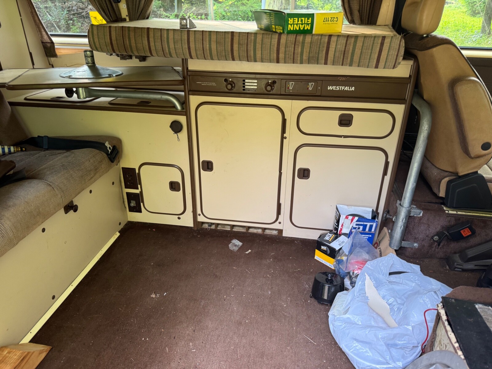 Volkswagen-BusVanagon-1982-7