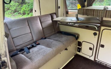 Volkswagen-BusVanagon-1982-8