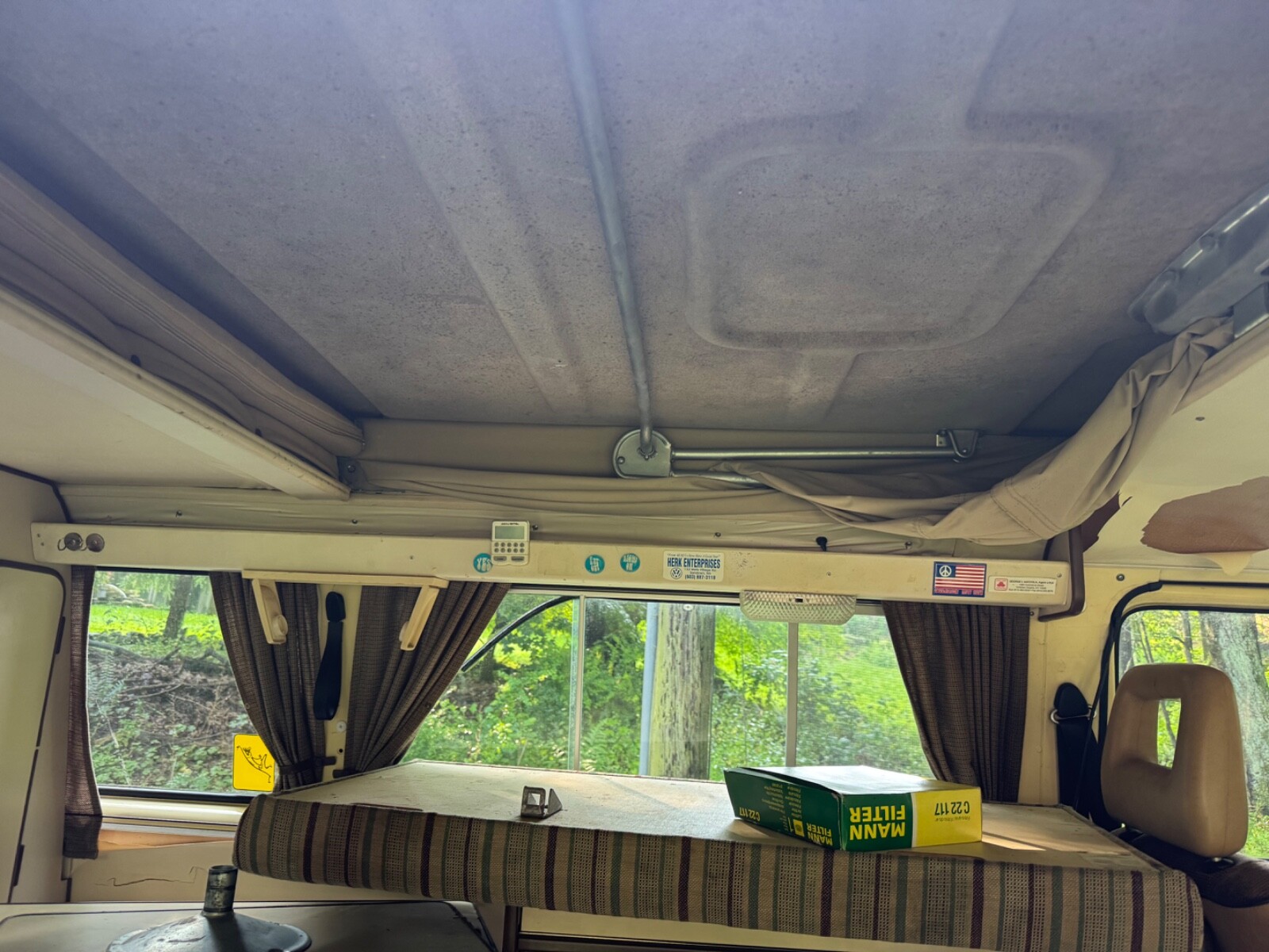 Volkswagen-BusVanagon-1982-9