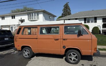 Volkswagen-BusVanagon-1982-Van-Camper-2