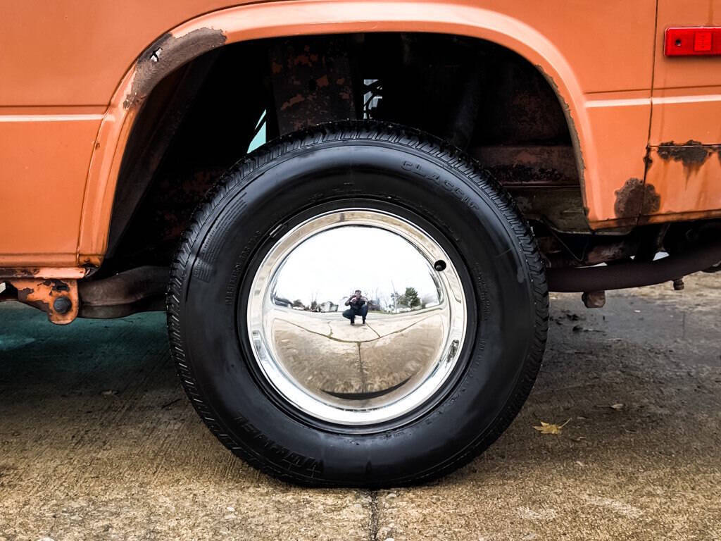 Volkswagen-BusVanagon-1984-Minivan-5