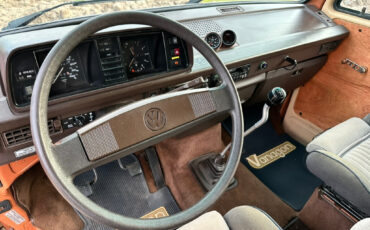 Volkswagen-BusVanagon-1984-Van-Camper-14