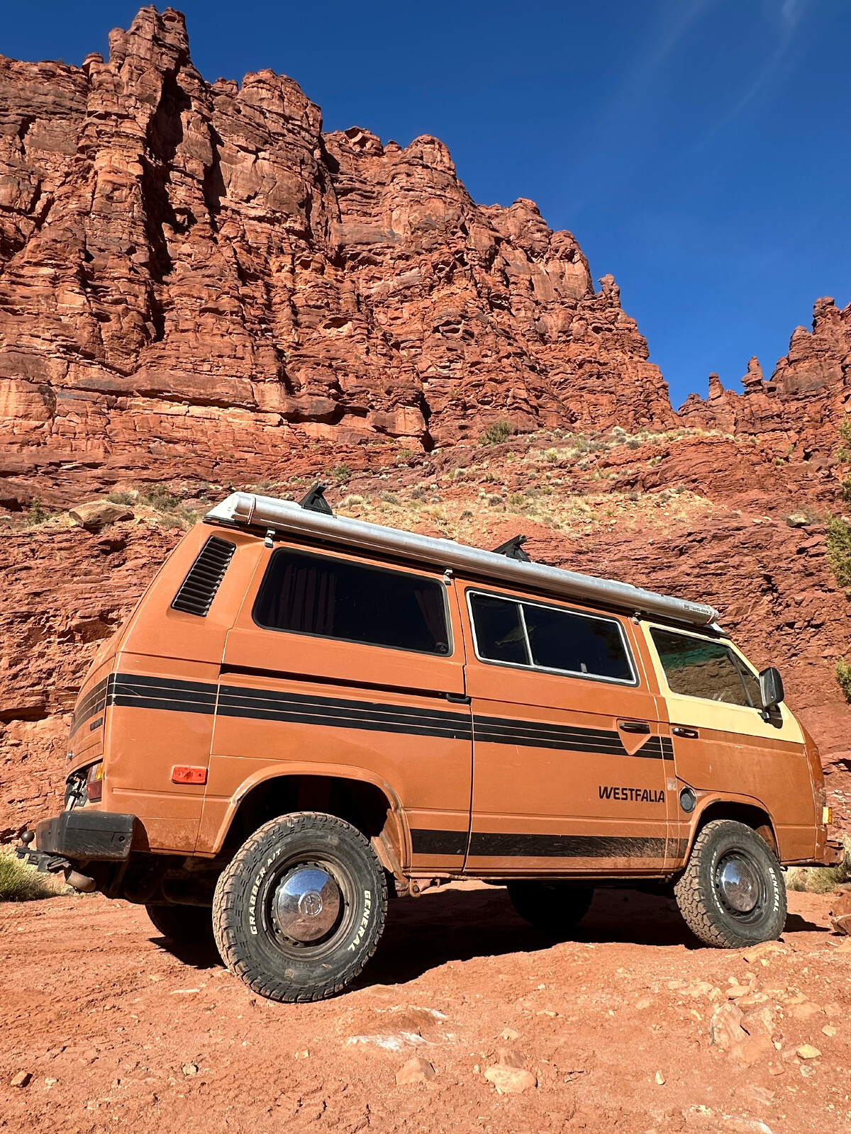 Volkswagen-BusVanagon-1984-Van-Camper-19