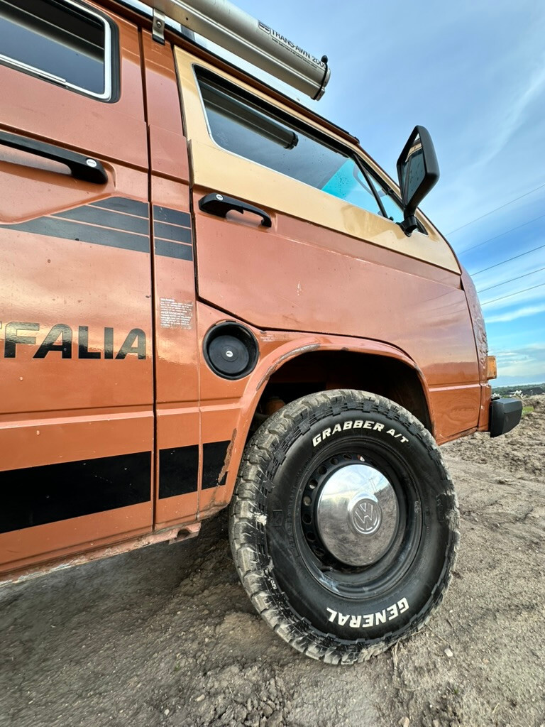 Volkswagen-BusVanagon-1984-Van-Camper-8