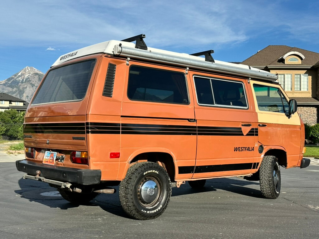 Volkswagen-BusVanagon-1984-Van-Camper