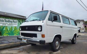 Volkswagen-BusVanagon-1985-Minivan-13