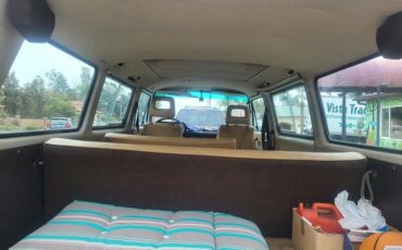 Volkswagen-BusVanagon-1985-Minivan-4