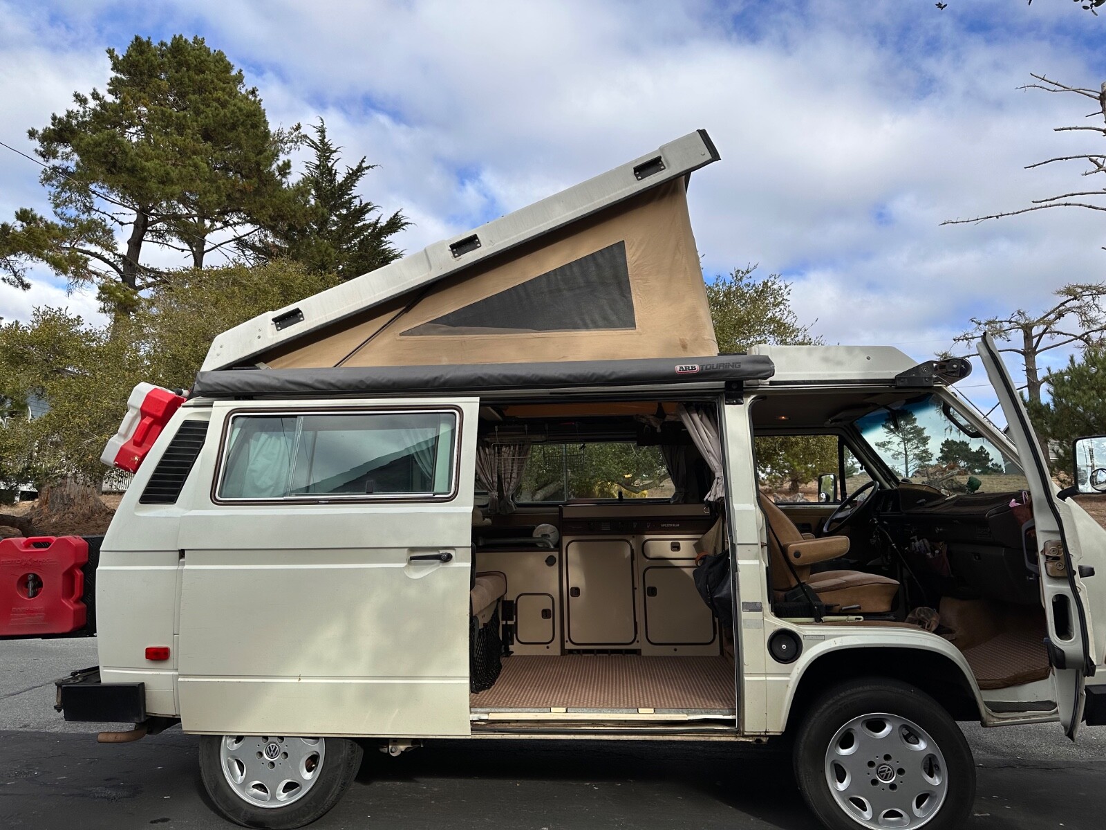 Volkswagen-BusVanagon-1985-Van-Camper-13