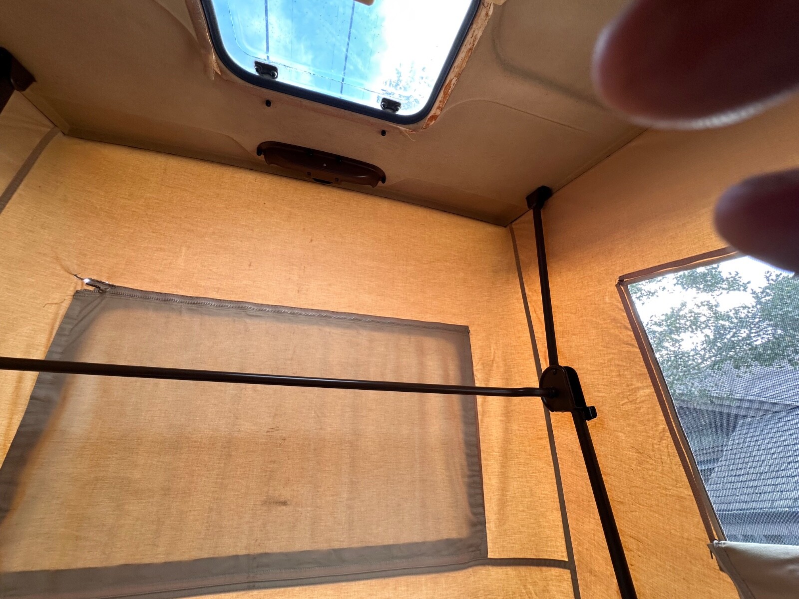 Volkswagen-BusVanagon-1985-Van-Camper-21