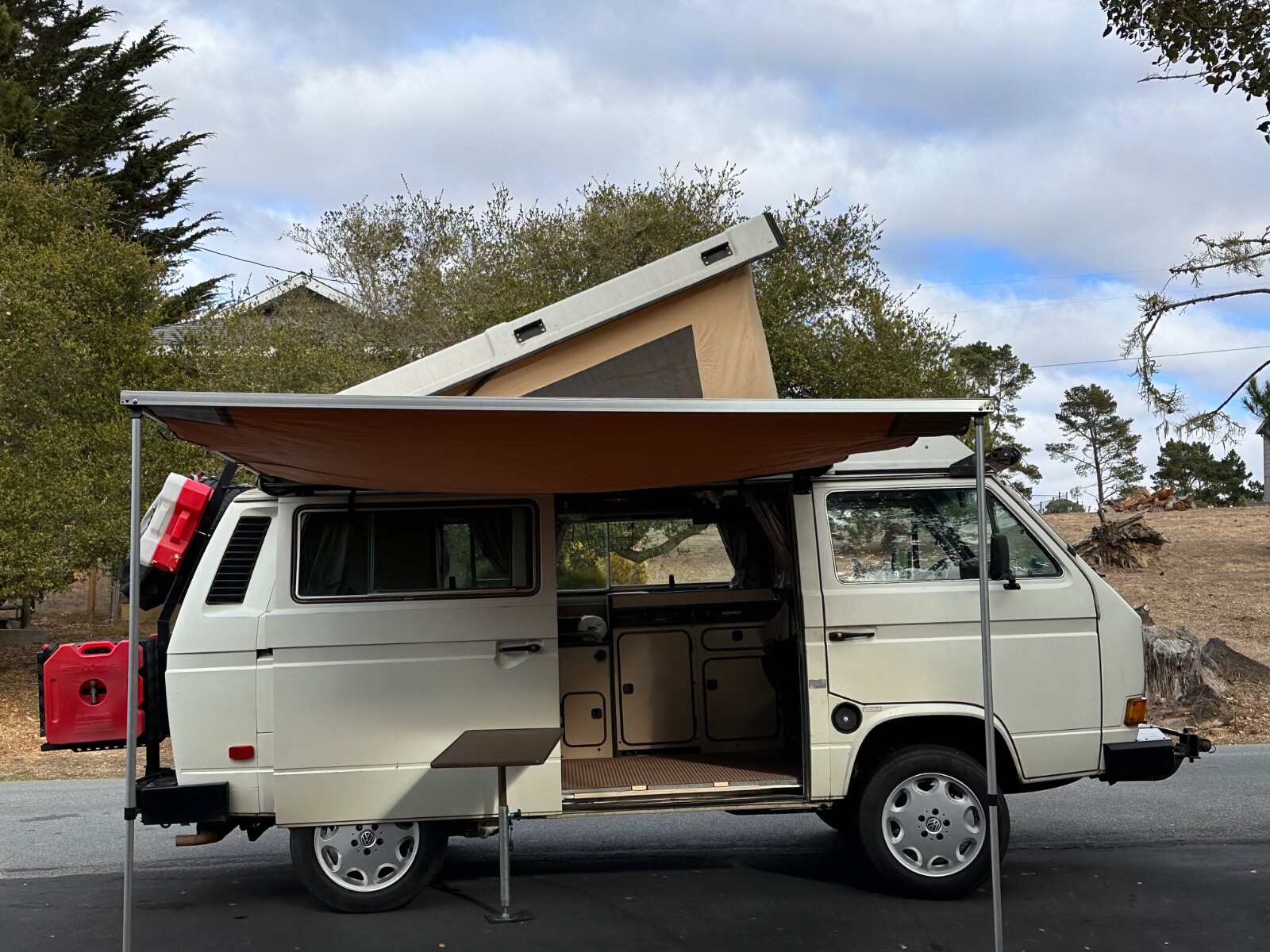 Volkswagen-BusVanagon-1985-Van-Camper-9