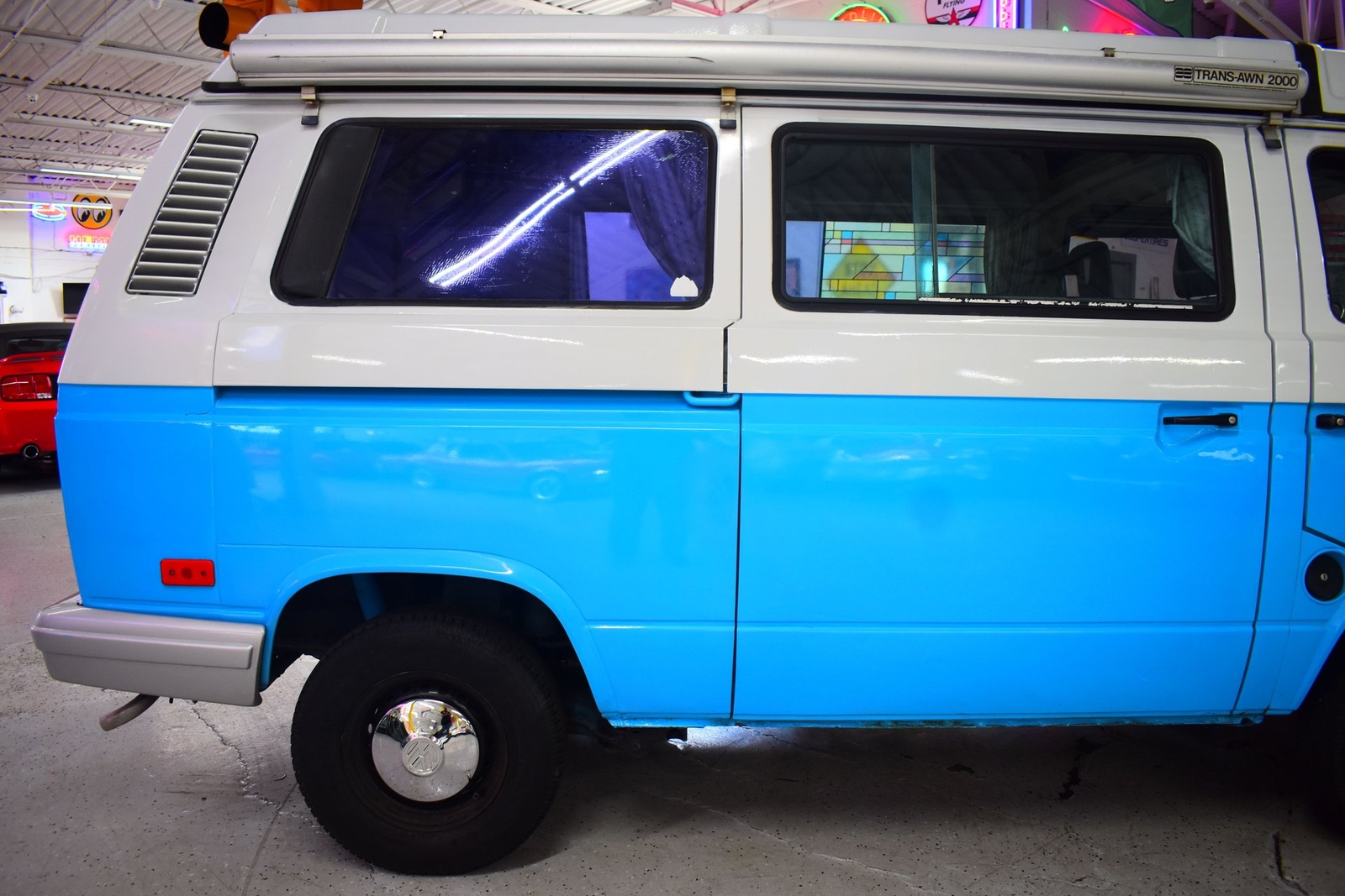 Volkswagen-BusVanagon-1989-Coupe-6
