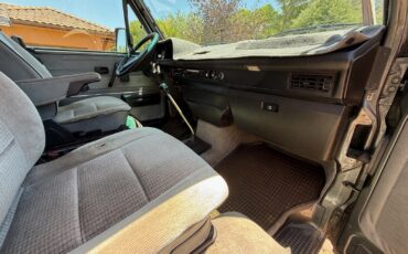 Volkswagen-BusVanagon-1989-Van-Camper-15