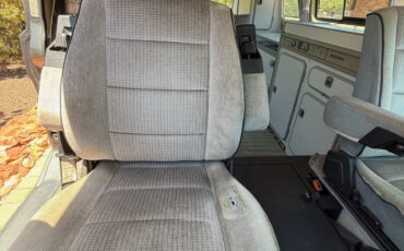 Volkswagen-BusVanagon-1989-Van-Camper-16