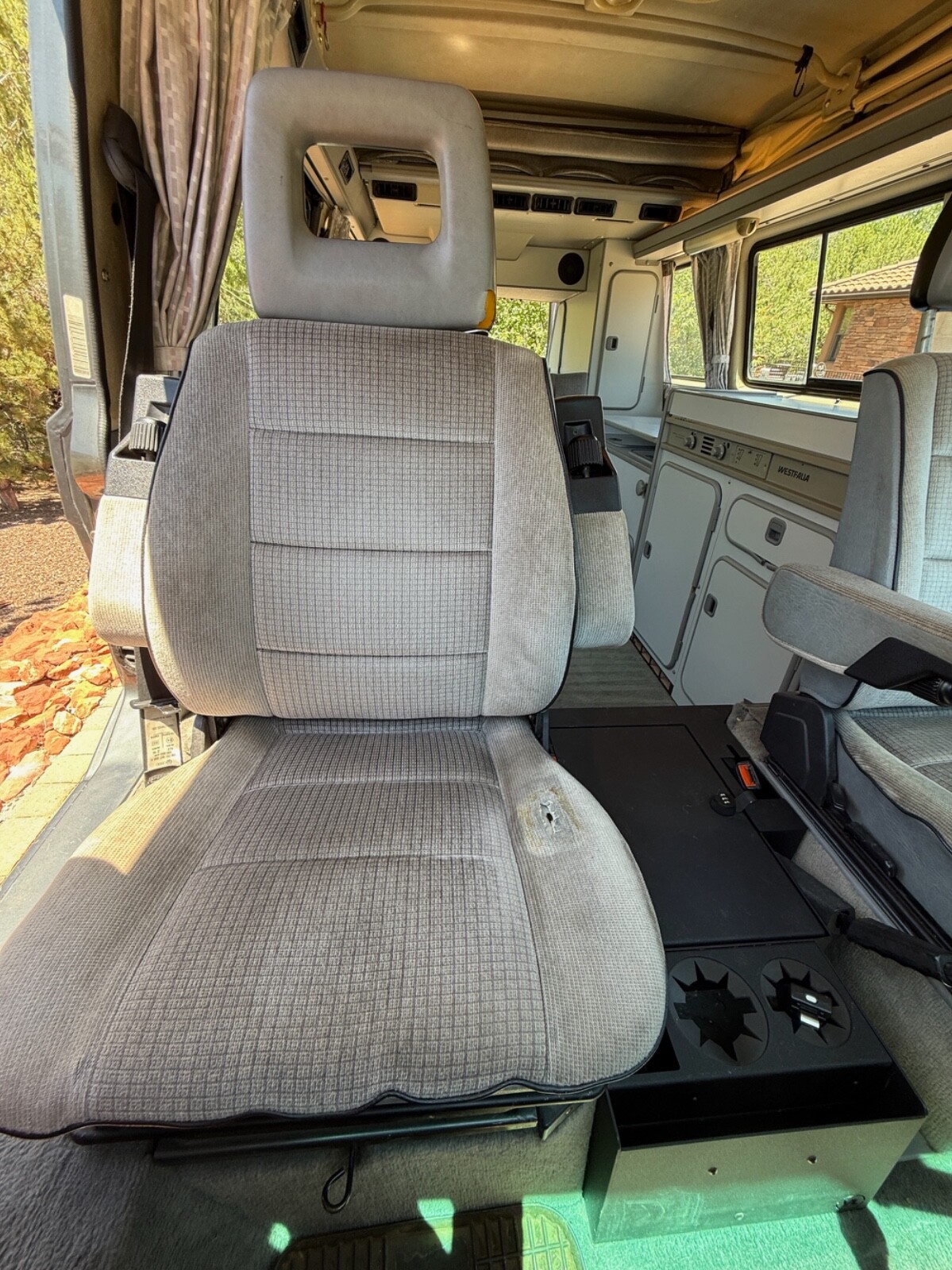 Volkswagen-BusVanagon-1989-Van-Camper-16