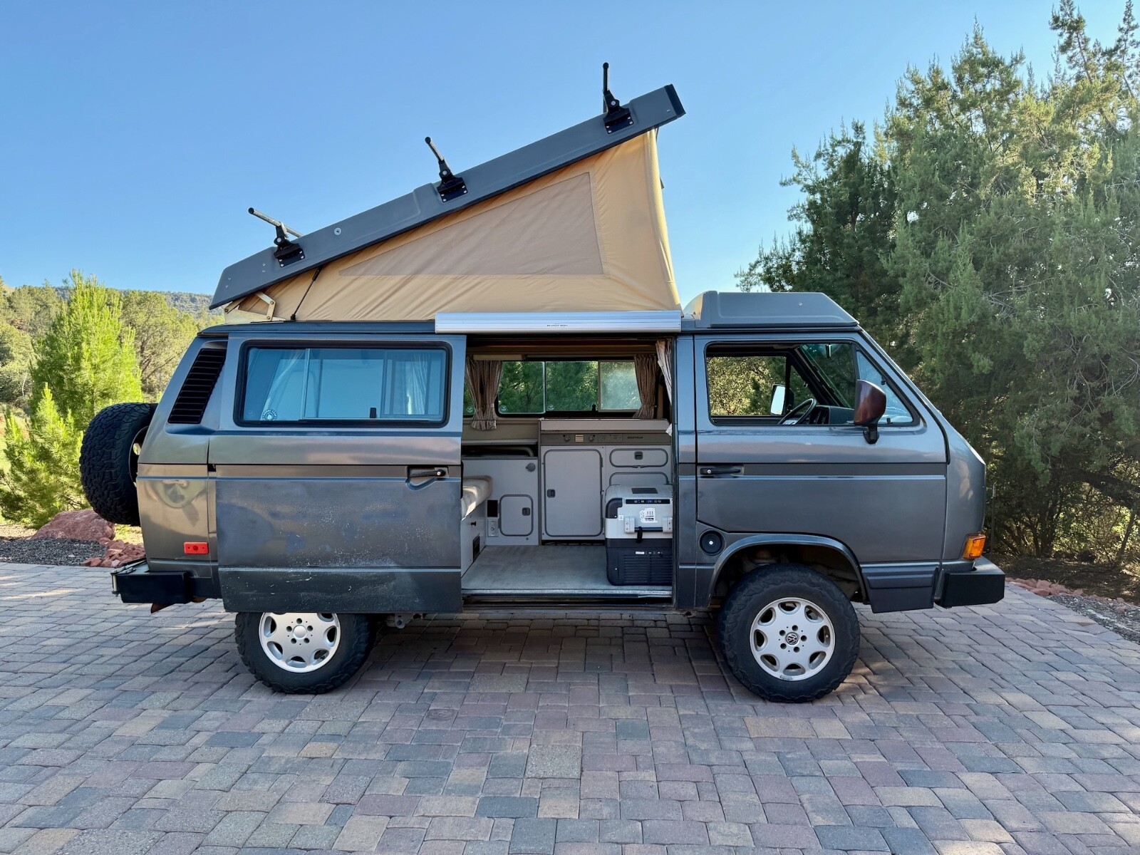 Volkswagen Bus/Vanagon 1989 Van Camper