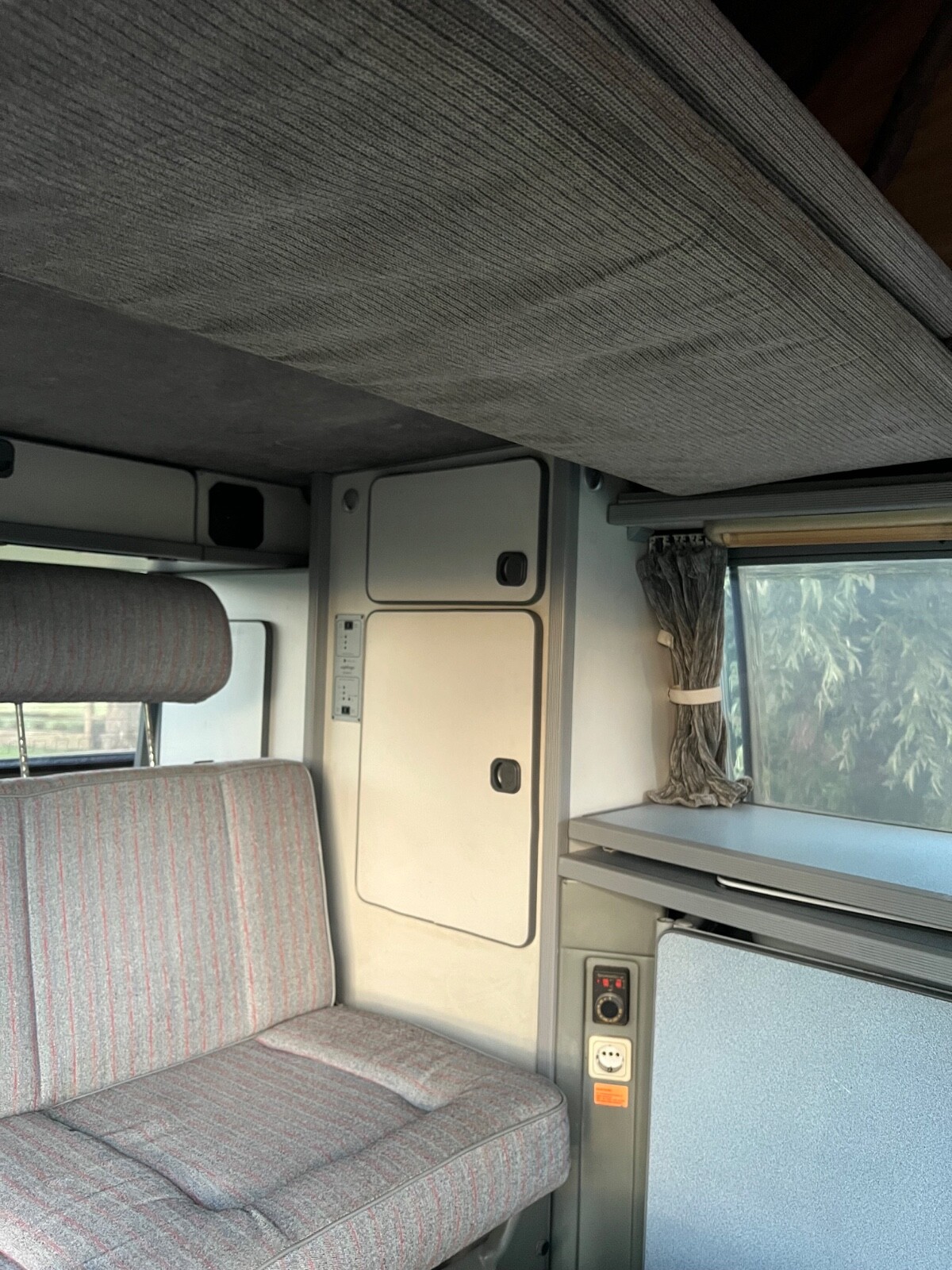 Volkswagen-BusVanagon-1991-Van-Camper-19