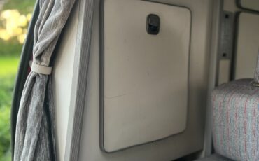 Volkswagen-BusVanagon-1991-Van-Camper-27