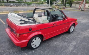 Volkswagen-Cabrio-1990-3