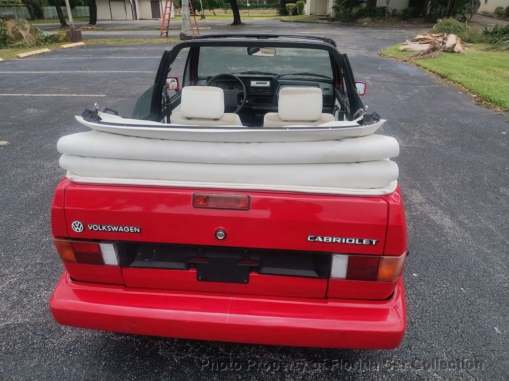 Volkswagen-Cabrio-1990-5