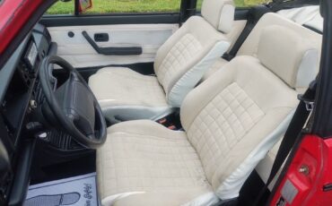 Volkswagen-Cabrio-1990-7
