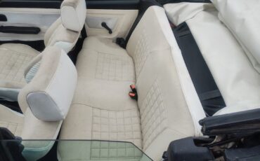 Volkswagen-Cabrio-1990-8