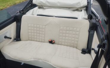 Volkswagen-Cabrio-1990-9