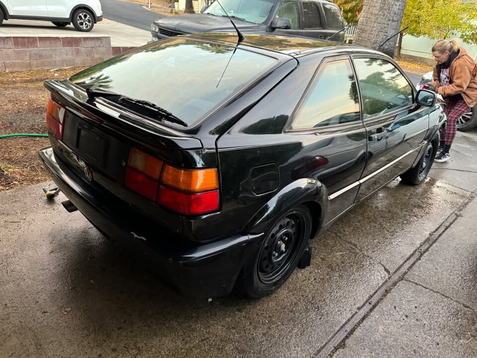 Volkswagen-Corrado-1990-Coupe-2