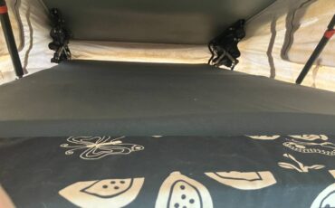 Volkswagen-Eurovan-camper-1995-white-17