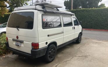 Volkswagen-Eurovan-camper-1995-white-2