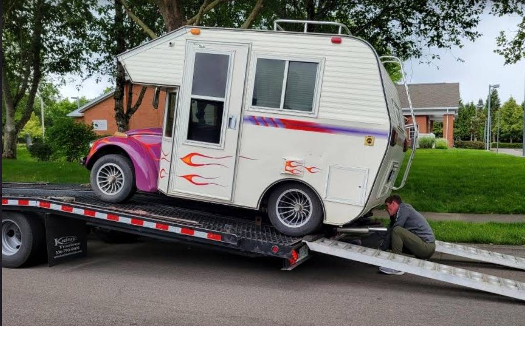 Volkswagen-Home-1973-purple-3
