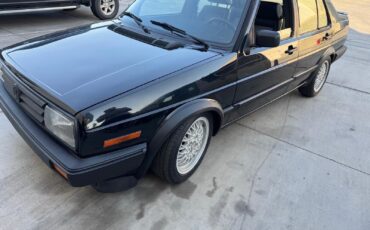 Volkswagen-Jetta-1988-1