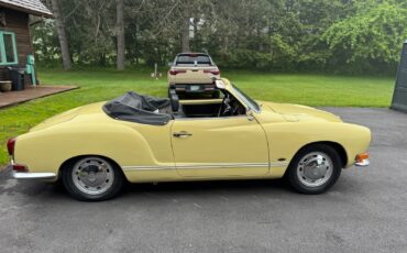 Volkswagen-Karmann-Ghia-1970-2