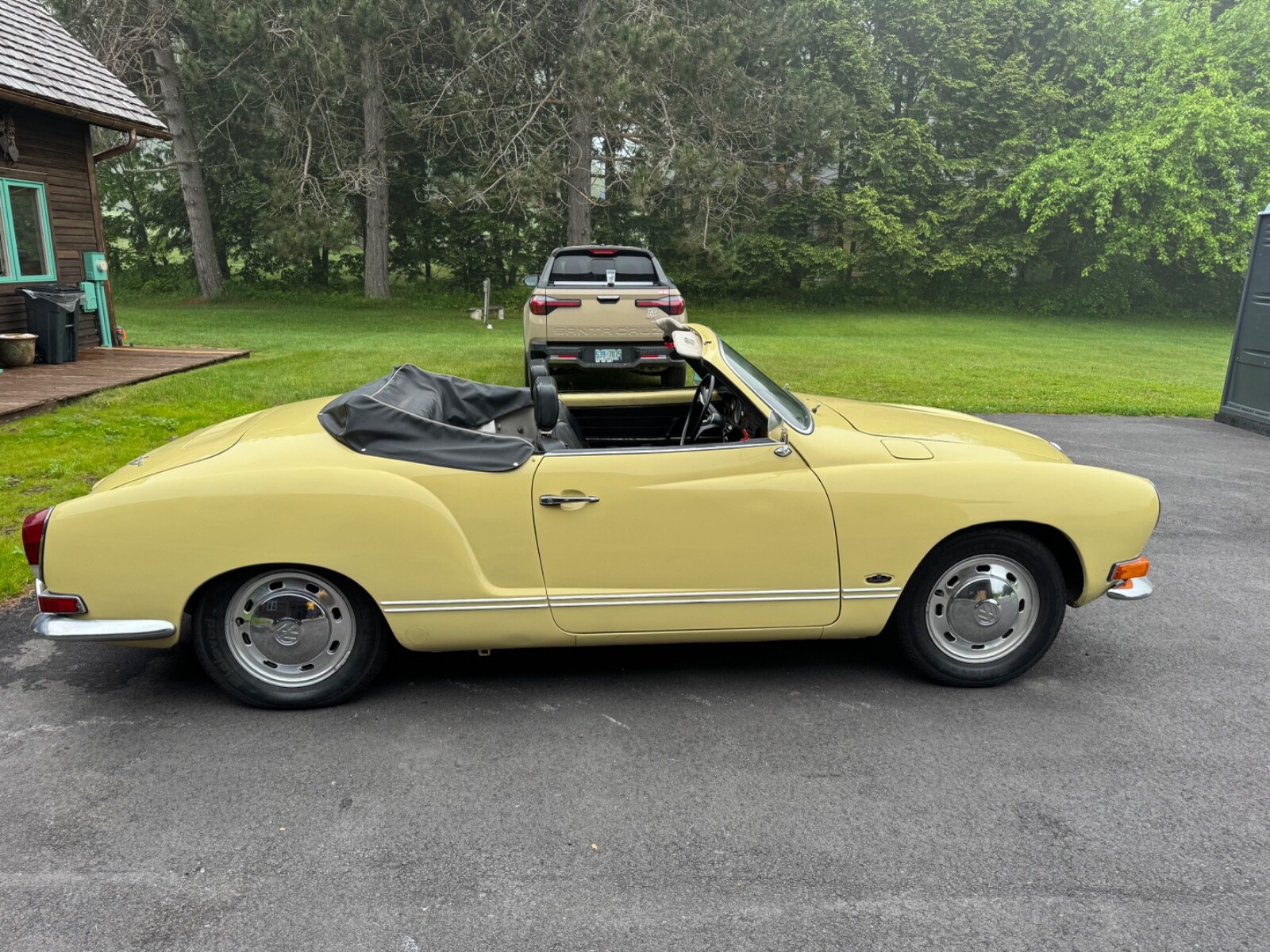 Volkswagen-Karmann-Ghia-1970-2