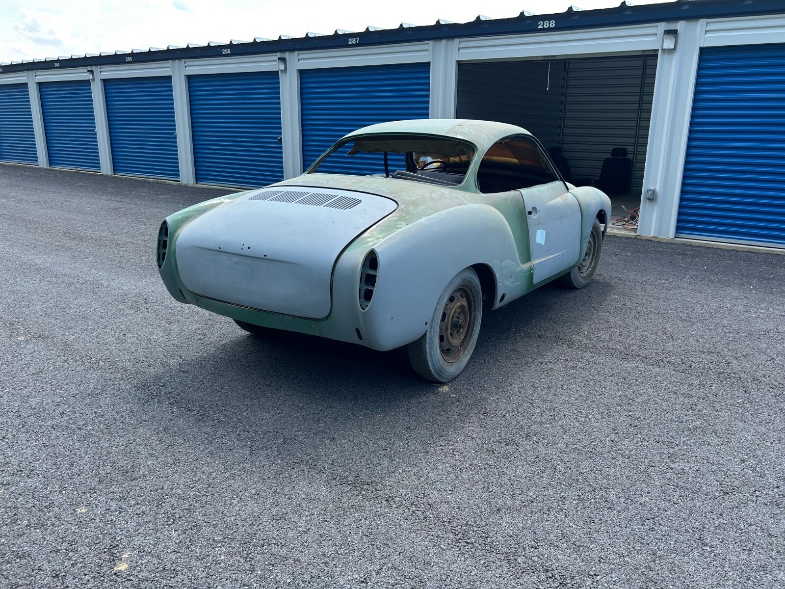 Volkswagen Karmann Ghia 1971 Coupe