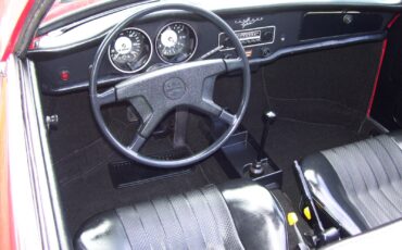 Volkswagen-Karmann-Ghia-1974-Convertible-12