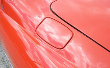 Volkswagen-Karmann-Ghia-1974-Coupe-22