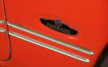 Volkswagen-Karmann-Ghia-1974-Coupe-23