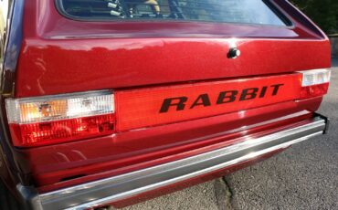 Volkswagen-Rabbit-1984-Hatchback-15