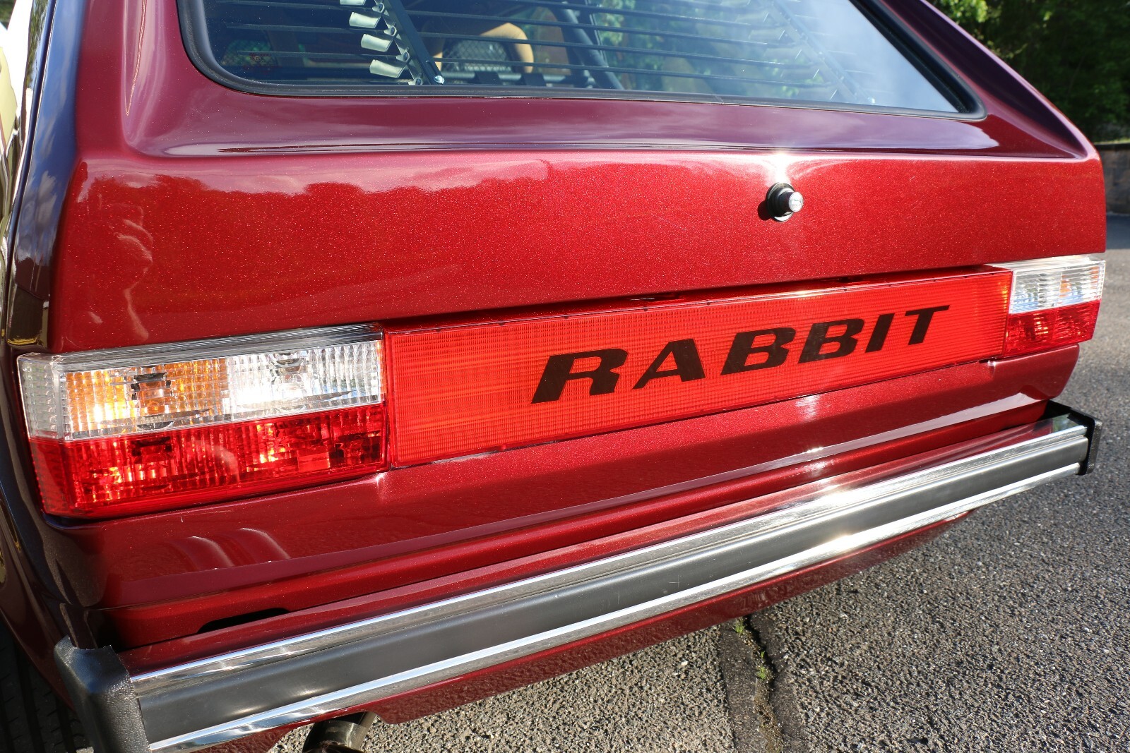 Volkswagen-Rabbit-1984-Hatchback-15
