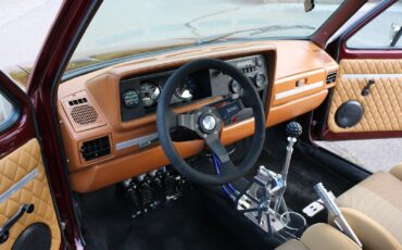Volkswagen-Rabbit-1984-Hatchback-25