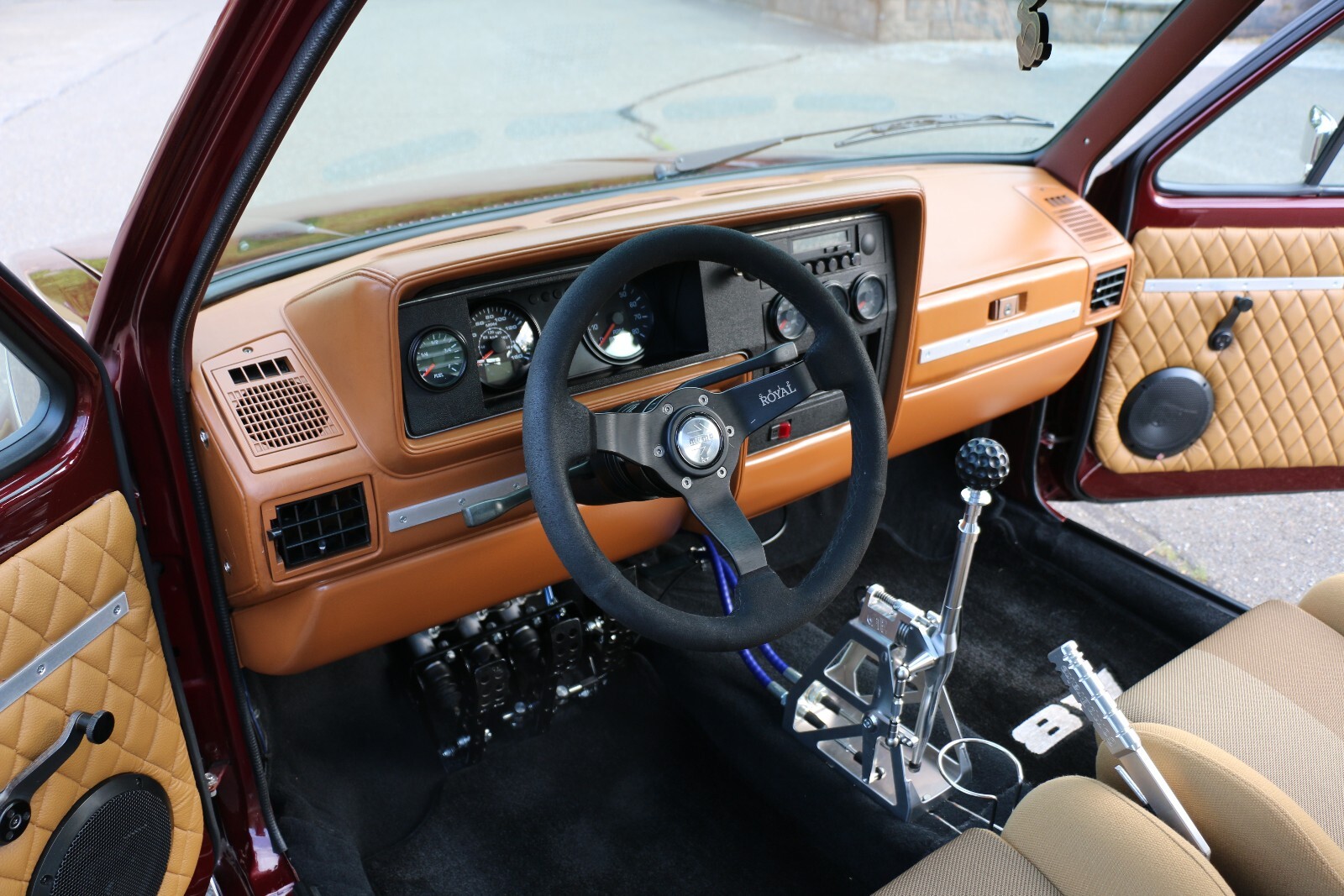 Volkswagen-Rabbit-1984-Hatchback-25