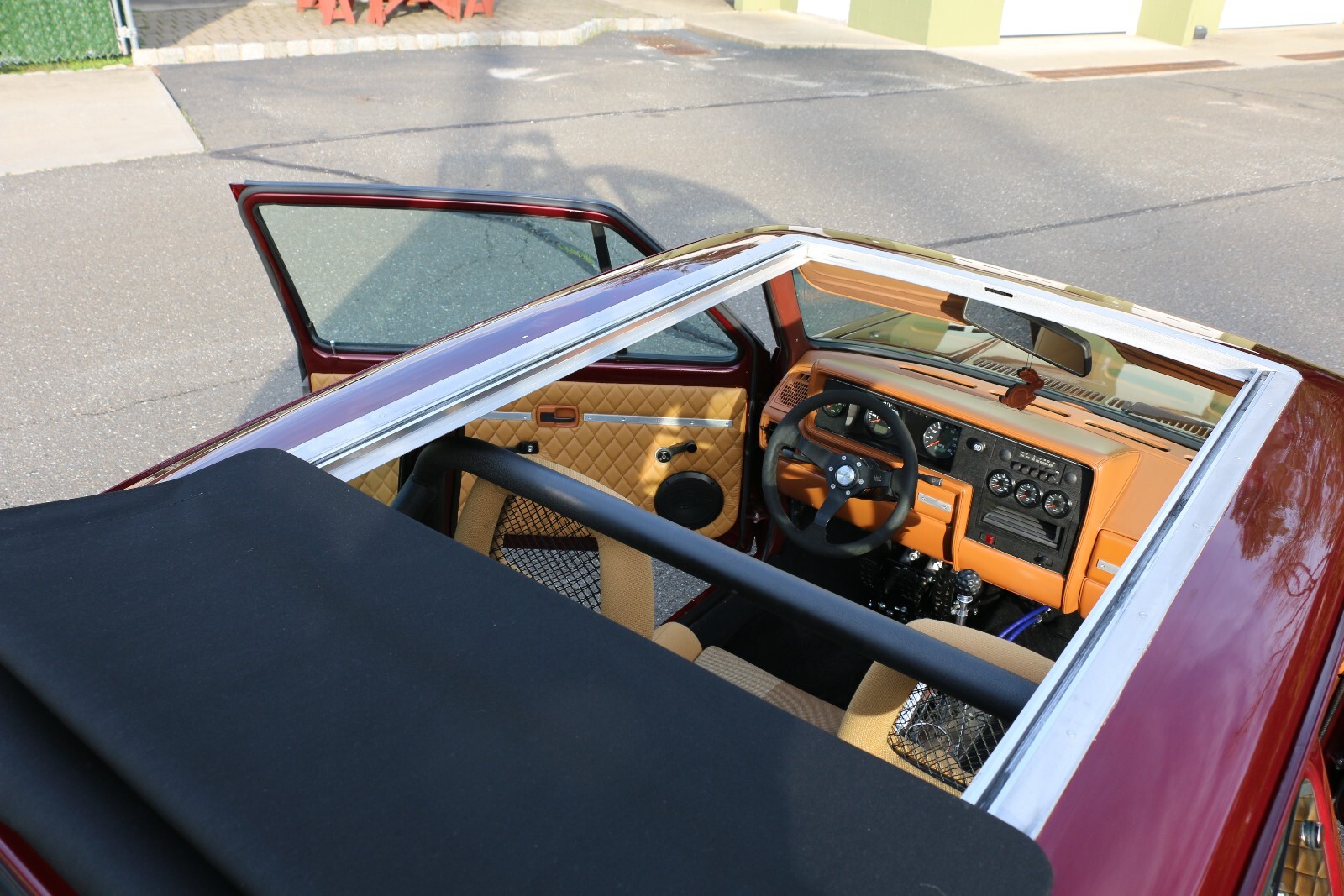 Volkswagen-Rabbit-1984-Hatchback-27