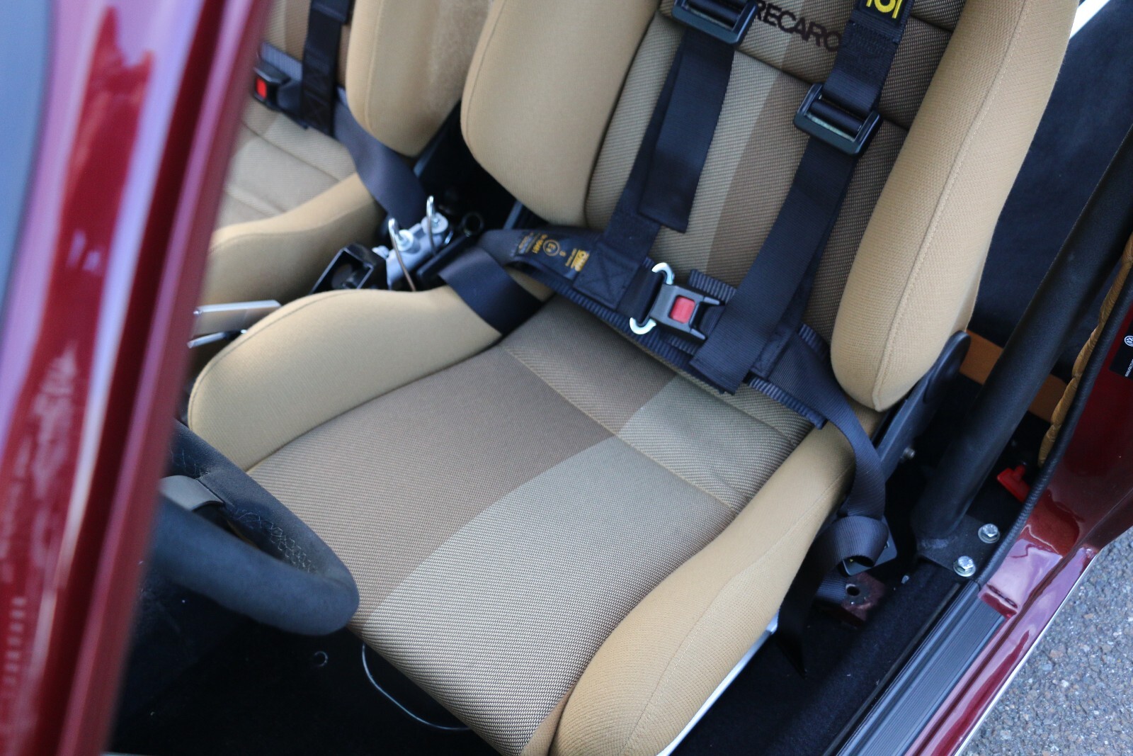Volkswagen-Rabbit-1984-Hatchback-36