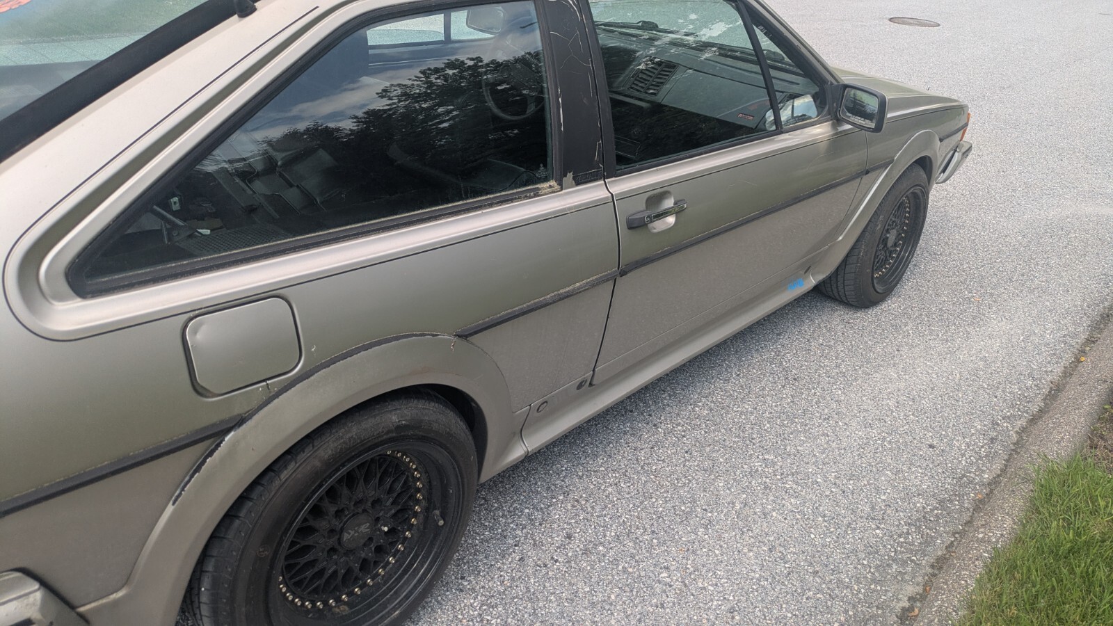 Volkswagen-Scirocco-1987-Coupe-2